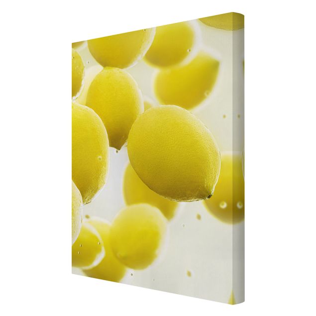 Obrazy drukowane na płótnie Citrony w wodzie