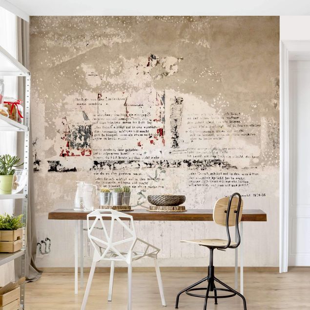 Dekoracja do kuchni Stara betonowa ściana z wierszami Bertolta Brechta
