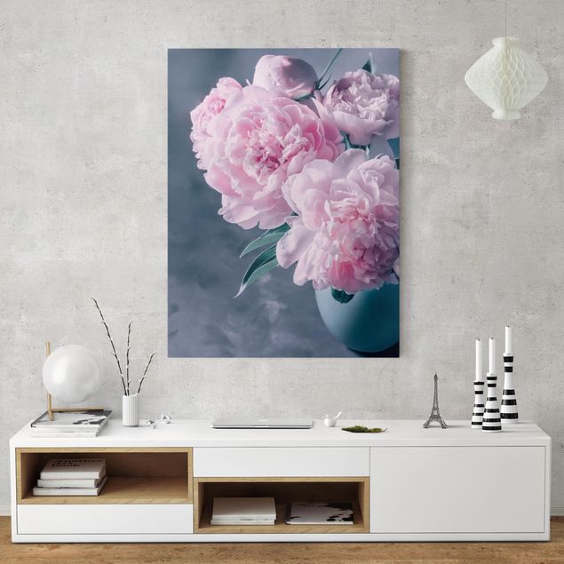 Obrazy na płótnie róże Wazon z różowymi peoniami Shabby