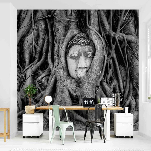 Fototapety Budda w Ayutthaya otoczony korzeniami drzew, czarno-biały