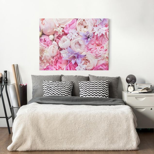 Obrazy do salonu Róże w stylu shabby z kwiatami dzwonków