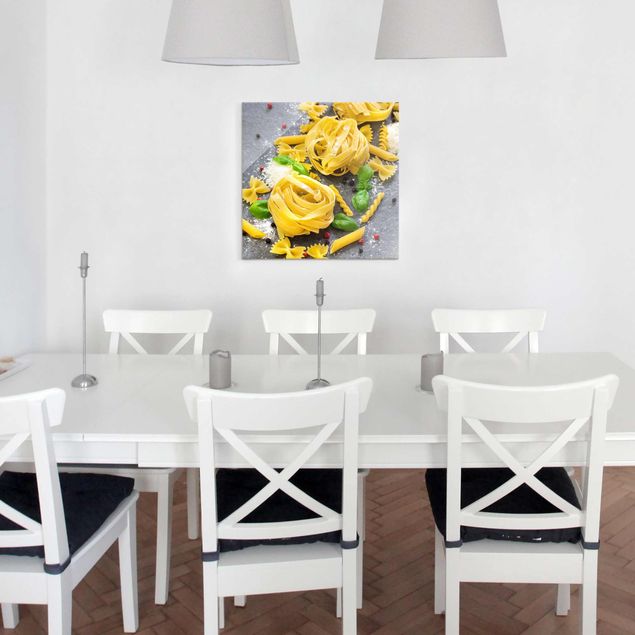 Żółty obraz Pasta z bazylią