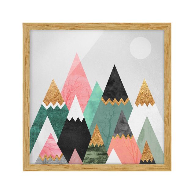 Obrazy w ramie krajobraz Góry trójkątne ze złotymi iglicami