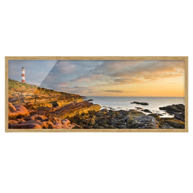 Obrazy w ramie do korytarzu Latarnia morska w Tarbat Ness i zachód słońca nad morzem