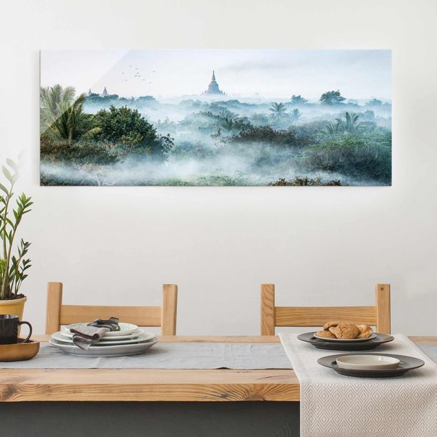 Obraz na szkle - Poranna mgła nad dżunglą Bagan
