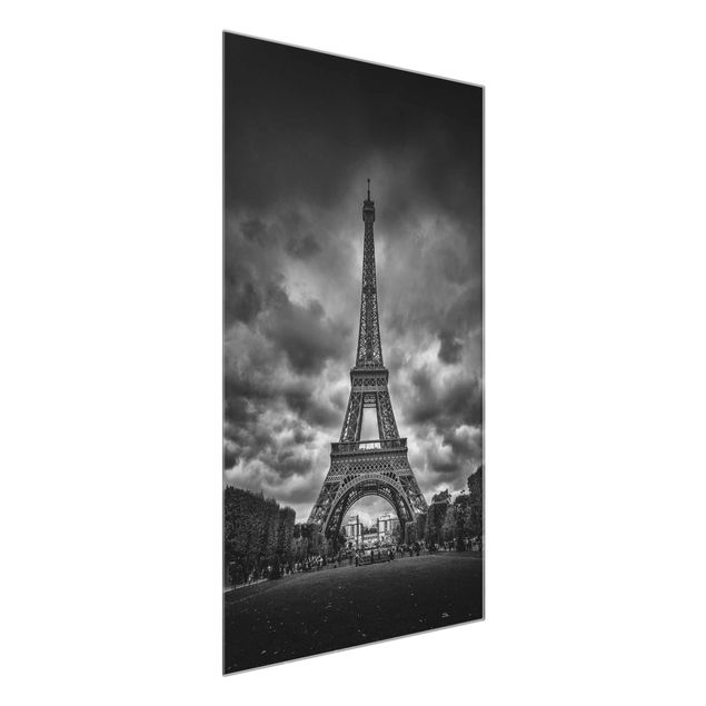 Obrazy na szkle portret Wieża Eiffla na tle chmur, czarno-biała