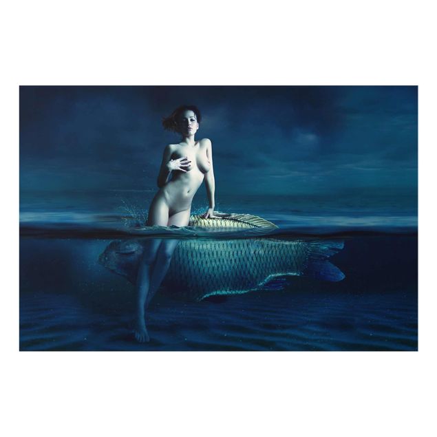 Obrazy na szkle zwierzęta Naga kobieta z rybą
