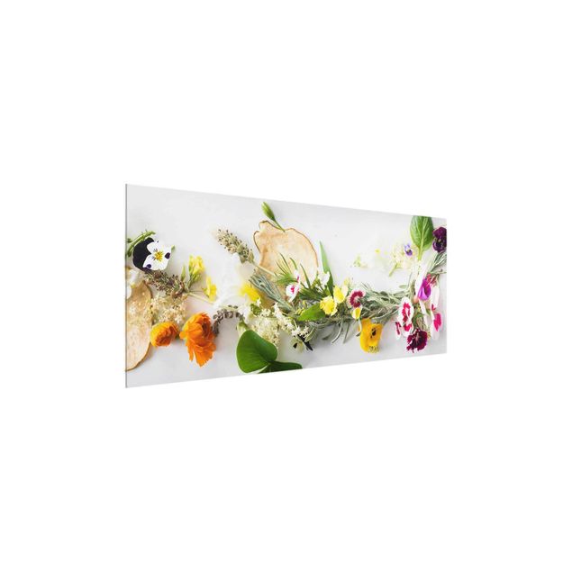 Obraz kolorowy Świeże zioła z jadalnymi kwiatami