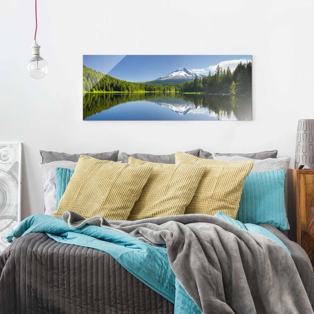 Obrazy na szkle panorama Wulkan z odbiciem wody