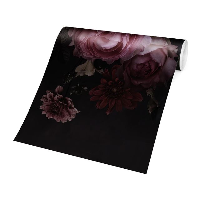 Tapety Różowe kwiaty na czarnym tle Vintage