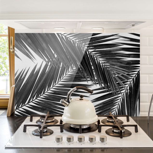 Dekoracja do kuchni Widok przez liście palmy czarno-biały