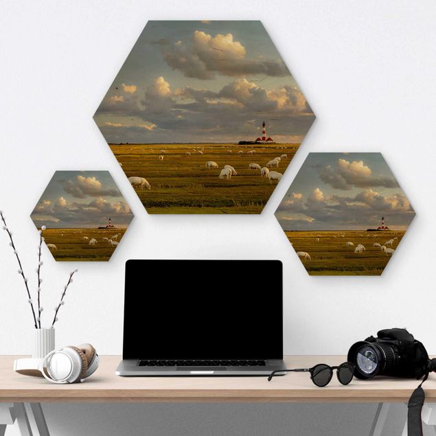 Obraz heksagonalny z drewna - Latarnia morska na Morzu Północnym ze stadem owiec