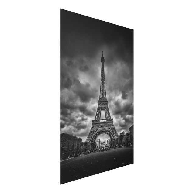 Nowoczesne obrazy do salonu Wieża Eiffla na tle chmur, czarno-biała