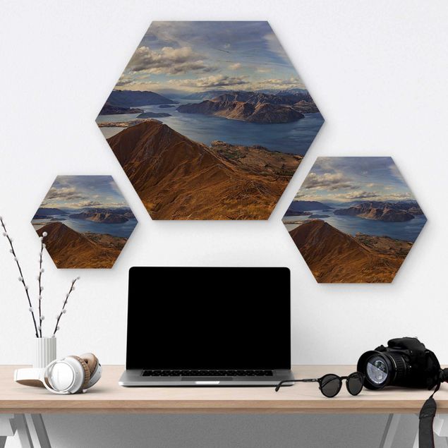 Obraz heksagonalny z drewna - Roys Peak w Nowej Zelandii