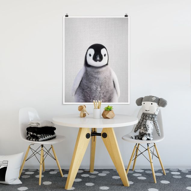 Nowoczesne obrazy do salonu Baby Penguin Pepe