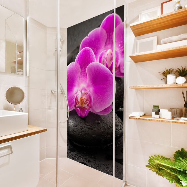 Tylna ścianka prysznicowa - Pink Orchid Flower On Stones With Drops