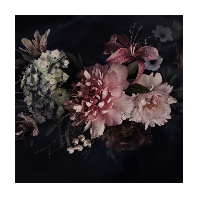 Mata korkowa - Kwiaty z mgłą na czarnym tle