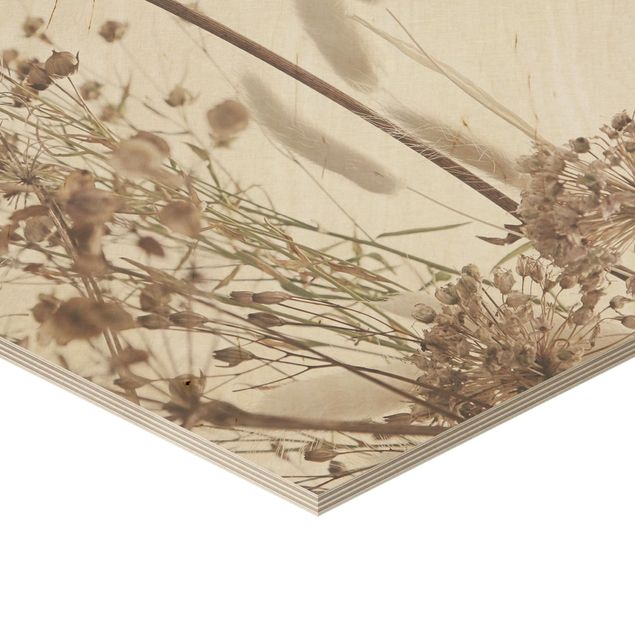 Obraz heksagonalny z drewna - Bukiet z traw ozdobnych i kwiatów