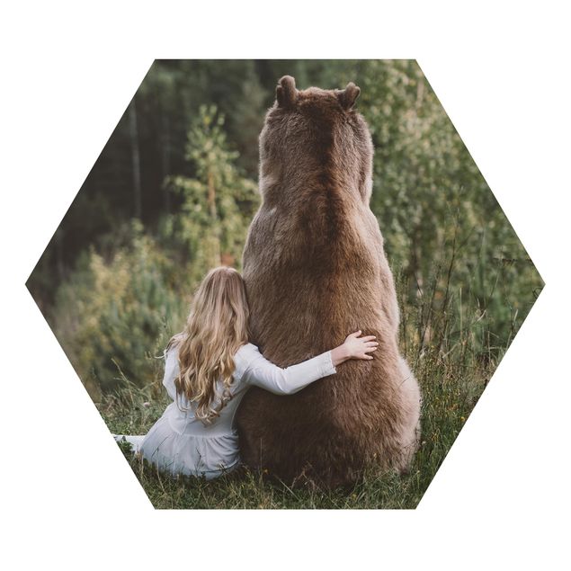 Obrazy zwierzęta Dziewczynka z niedźwiedziem brunatnym