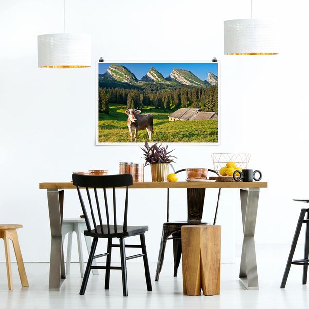 Obrazy do salonu nowoczesne Szwajcarska łąka alpejska z krową