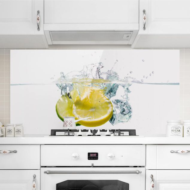 Dekoracja do kuchni Cytryna i limonka w wodzie