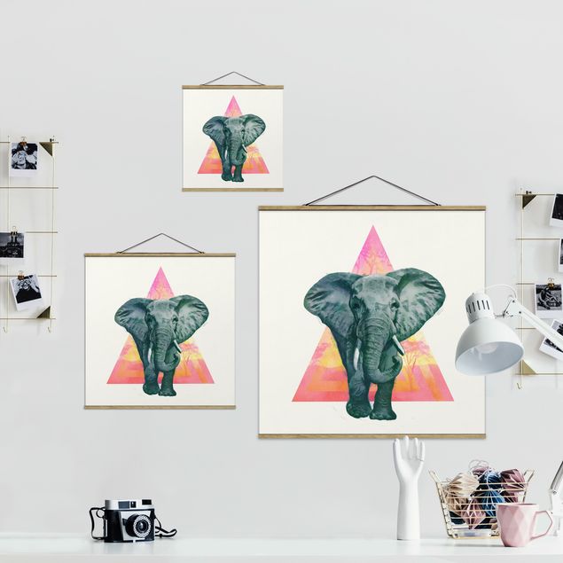 Obraz kolorowy Ilustracja przedstawiająca słonia na tle trójkątnego obrazu