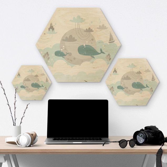 Obraz heksagonalny z drewna - Chmury z wielorybem i zamkiem