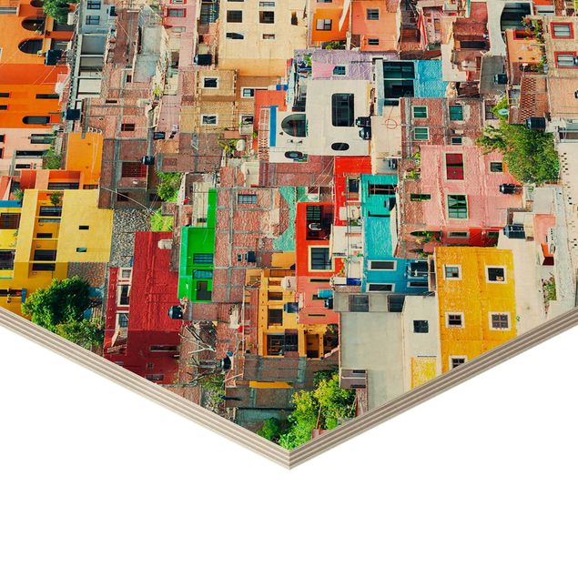 Obraz heksagonalny z drewna - Kolorowy dom z przodu Guanajuato