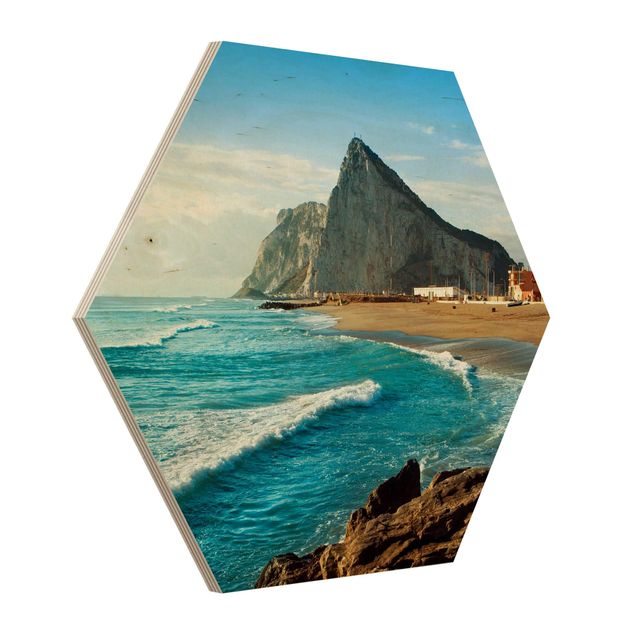 Obraz heksagonalny z drewna - Gibraltar nad morzem