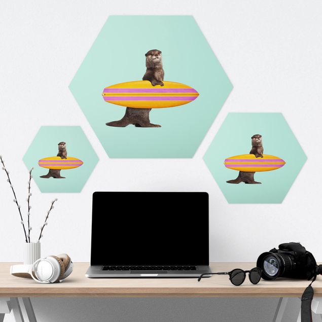 Obrazy na ścianę Otter z deską surfingową