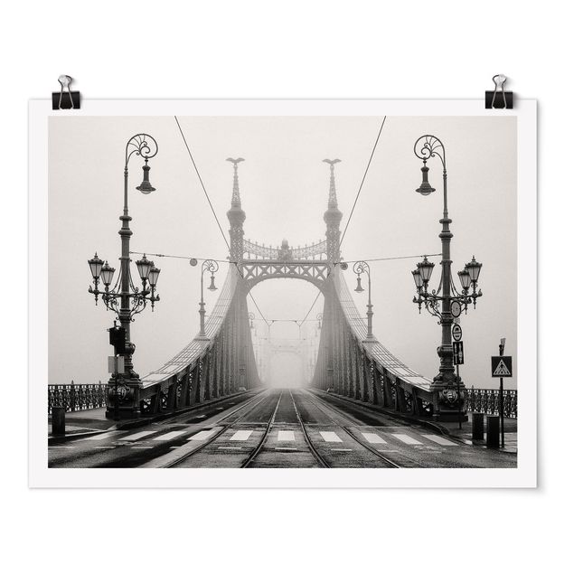 Czarno białe obrazy Most w Budapeszcie