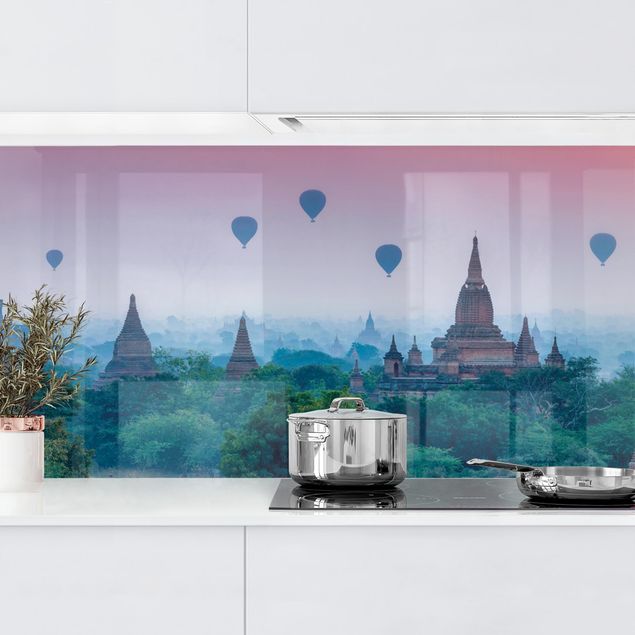 Dekoracja do kuchni Balony na ogrzane powietrze nad kompleksem świątynnym