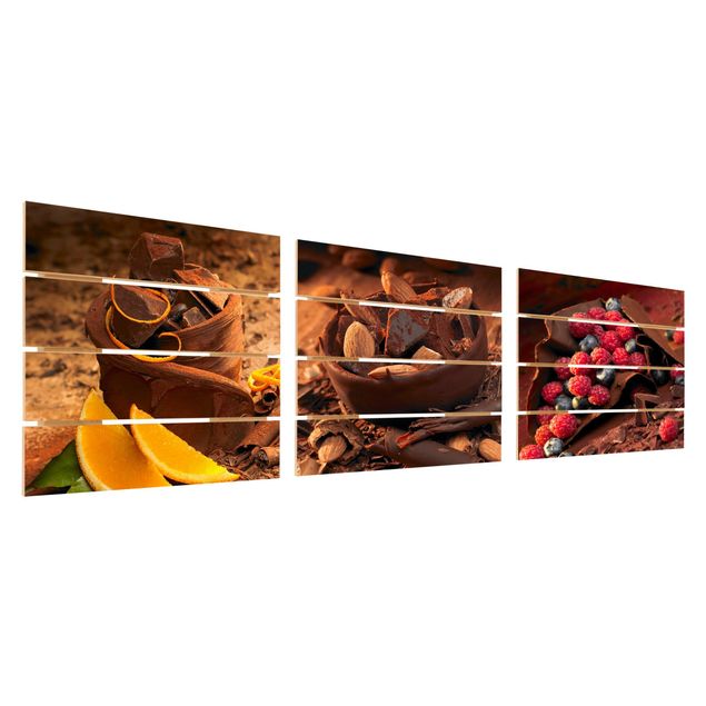 Obraz z drewna 3-częściowy - Czekolada z owocami i migdałami