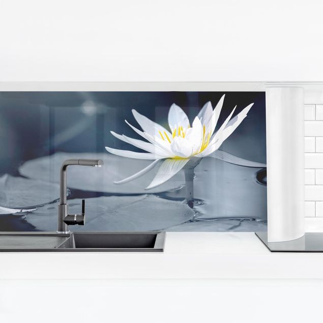 Panel ścienny do kuchni - Odbicie lotosu w wodzie