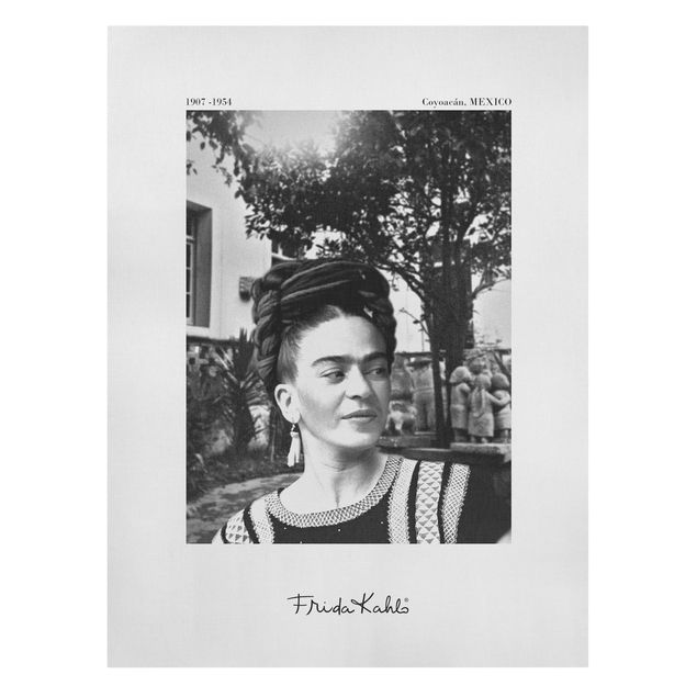 Obrazy artystów Frida Kahlo Photograph Portrait In The Garden
