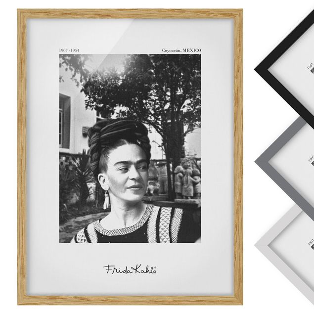 Obrazy artystów Frida Kahlo Photograph Portrait In The Garden