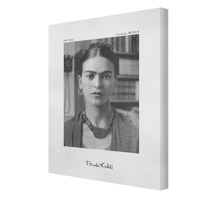 Frida obrazy Frida Kahlo Photograph Portrait In The House