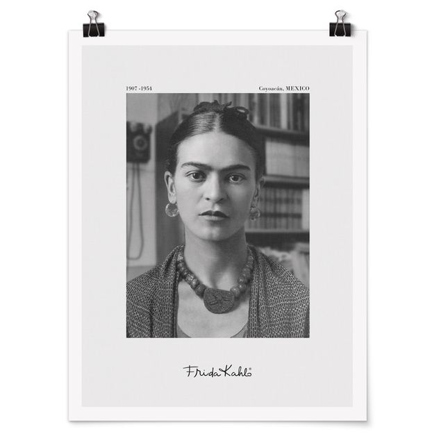 Obrazki czarno białe Frida Kahlo Photograph Portrait In The House