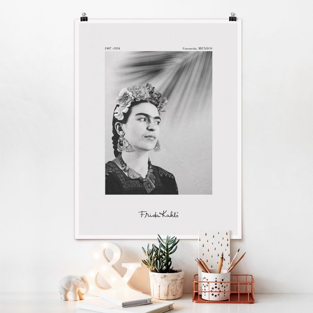 Obrazy do salonu Frida Kahlo Portrait With Jewellery