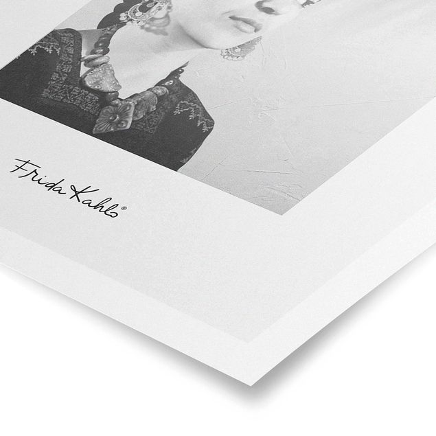 Plakaty czarno białe Frida Kahlo Portrait With Jewellery