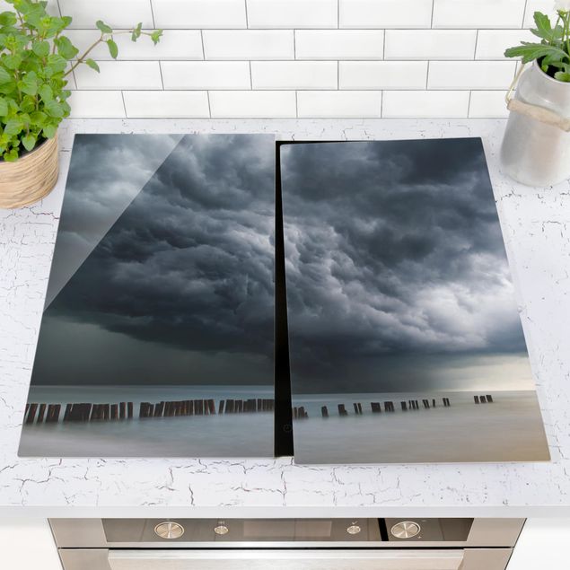 Dekoracja do kuchni Chmury burzowe nad Morzem Bałtyckim