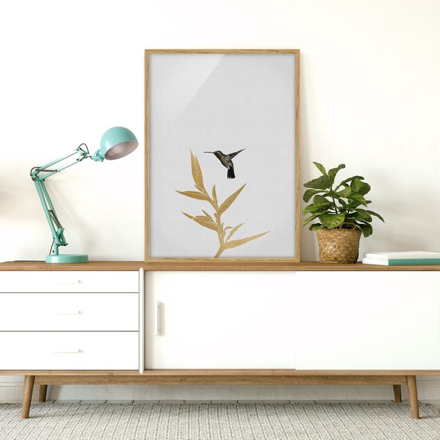 Obrazy w ramie do łazienki Koliber i złoty kwiat tropikalny II