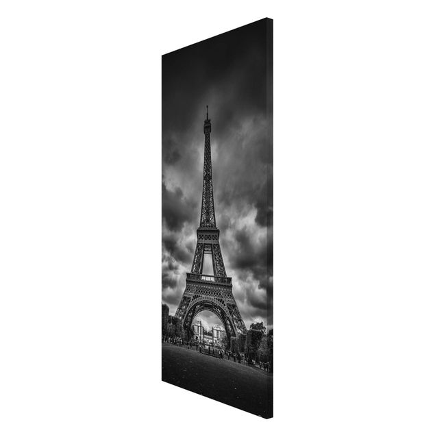 Obrazy nowoczesne Wieża Eiffla na tle chmur, czarno-biała