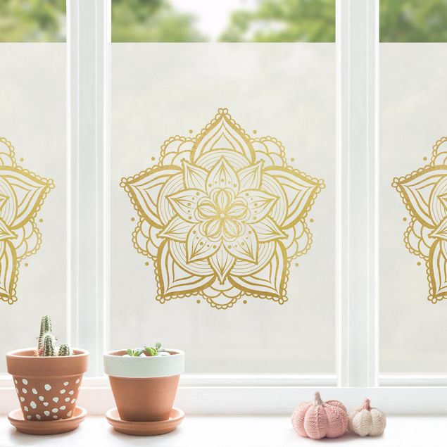 Folia okienna do sypialni Ilustracja kwiatu mandali z białego złota