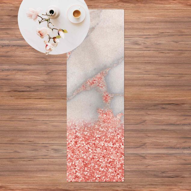 Dekoracja do kuchni Marmurowa stylizacja z różowym konfetti