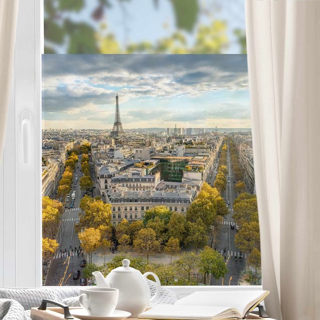 Folia okienna do salonu Miły dzień w Paryżu