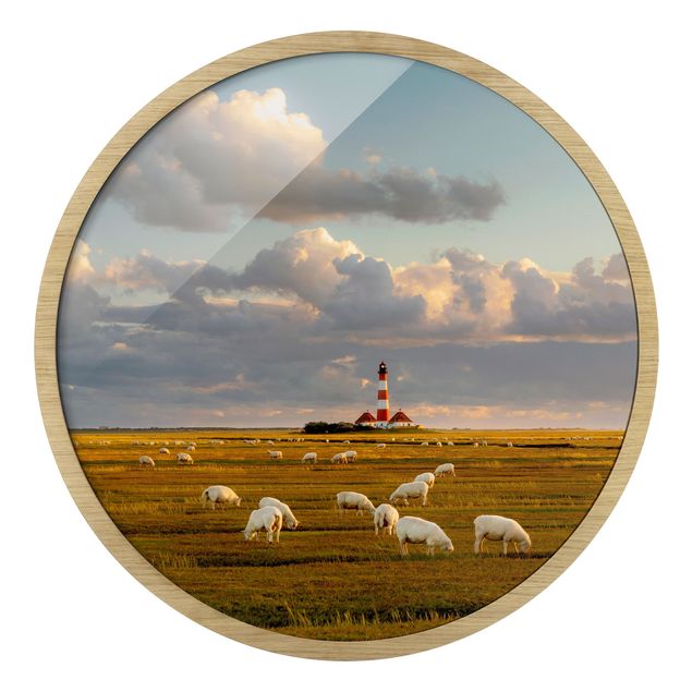 Obrazy nowoczesne North Sea Lighthouse With Flock Of Sheep