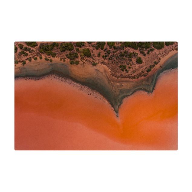 Mata korkowa - Pomarańczowy brzeg jeziora na Sardynii