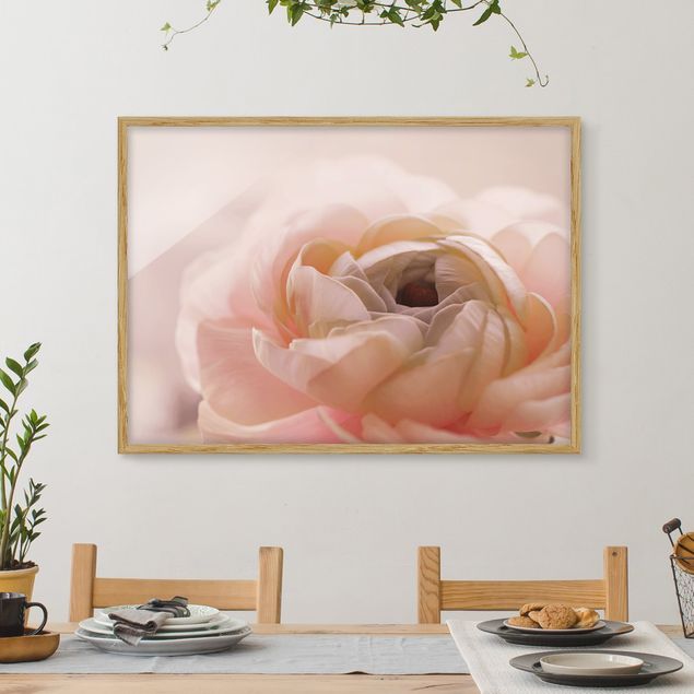 Dekoracja do kuchni Różowy kwiat w centrum uwagi