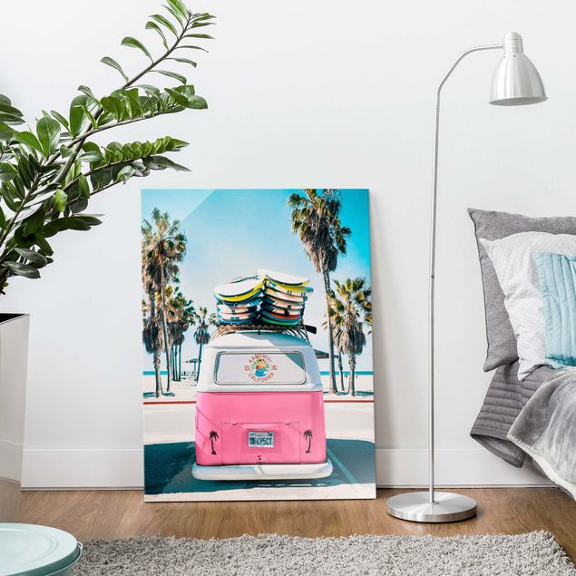 Obrazy na szkle krajobraz Pink VW Bus With Surfboards